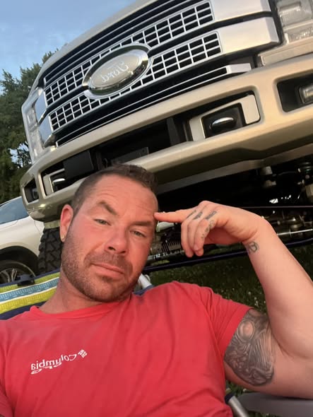 Read more about the article Evan Holland Motorcycle Accident Sanford,NC Obituary:Motorcyclist Killed in Saturday Night Sanford, North Carolina Accident